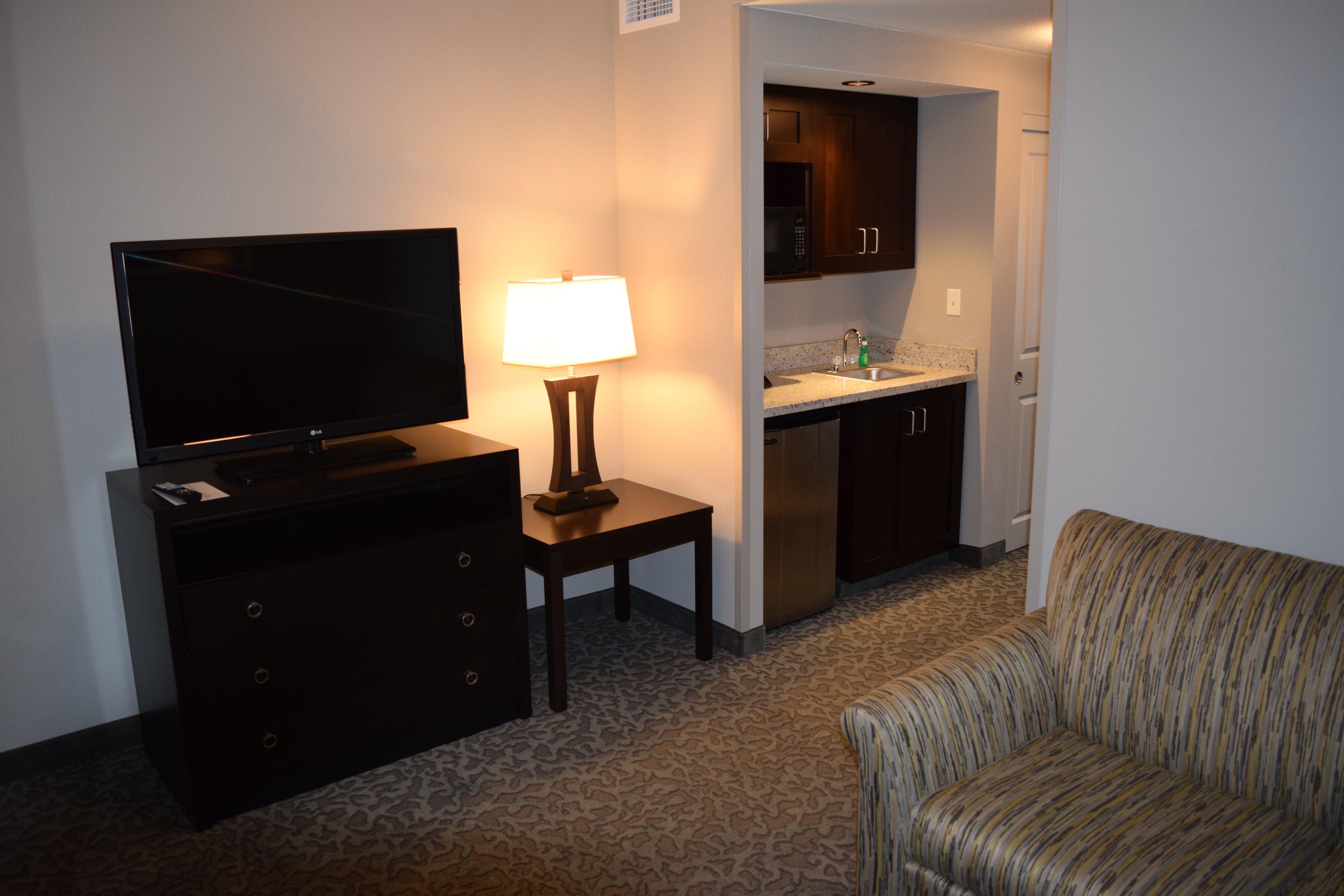 Holiday Inn And Suites East Peoria By Ihg Exterior photo